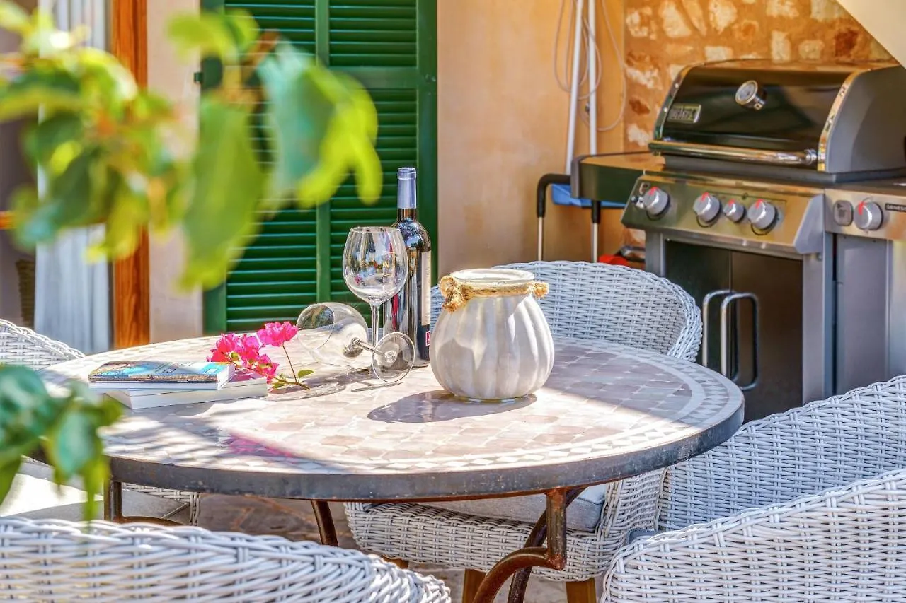 Finca Can Llum Villa Santanyi Spain